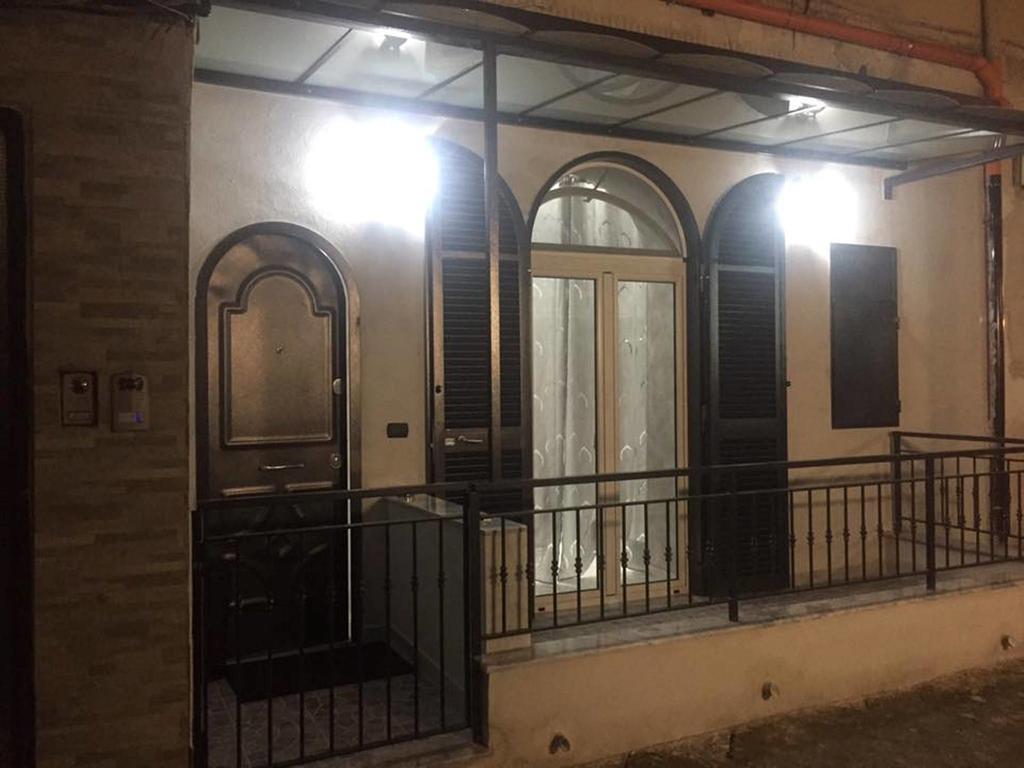 Casa Vacanze Sannazzaro 70 Neapol Zewnętrze zdjęcie