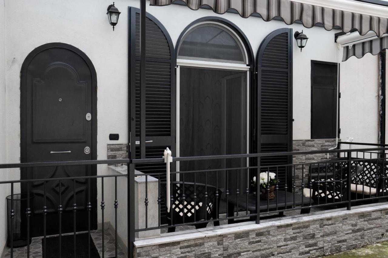 Casa Vacanze Sannazzaro 70 Neapol Zewnętrze zdjęcie